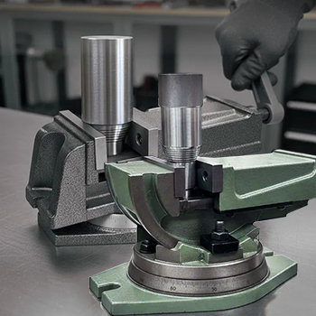 Станочные тиски: назначение, виды и конструкционные особенности